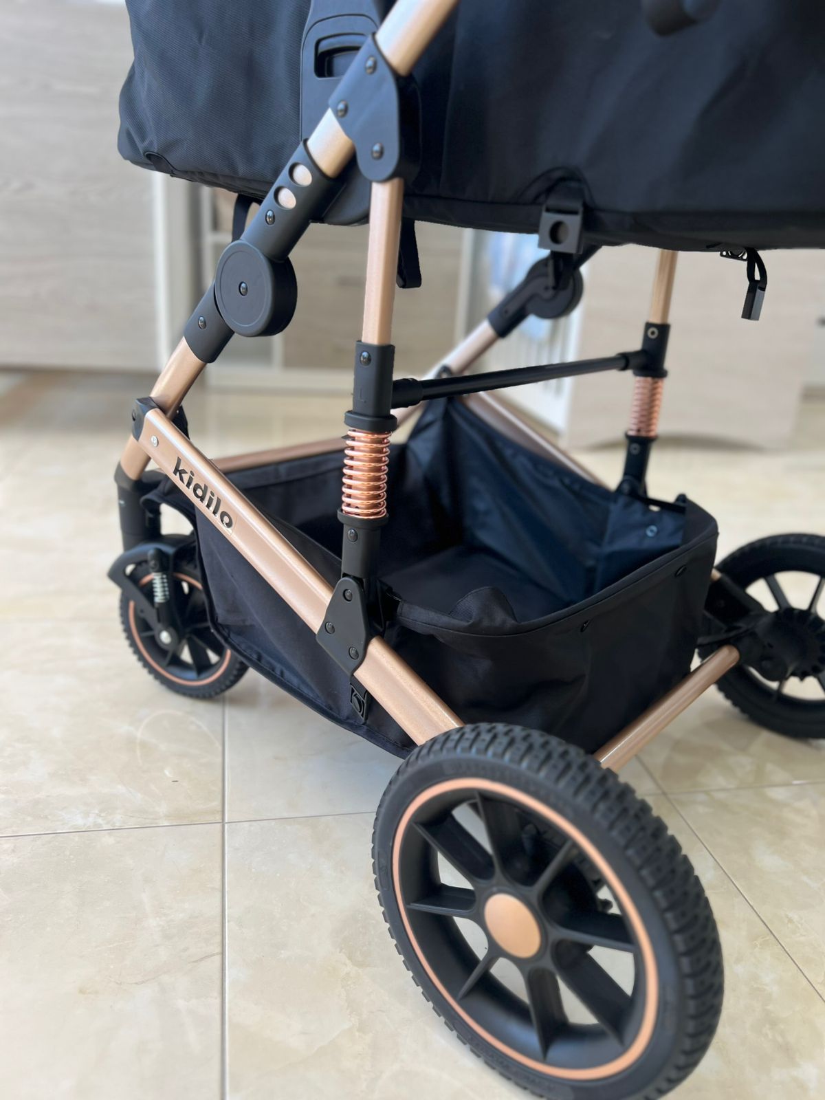 COCHE MOISES KIDILO A 10